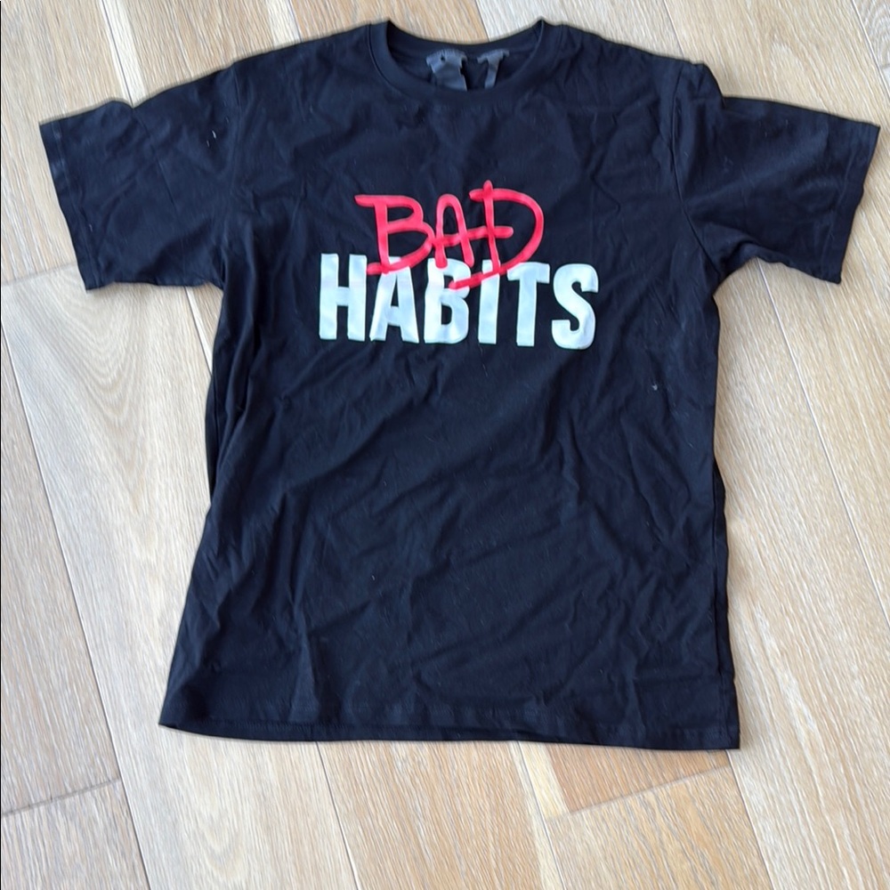 VLONE Black and Red Short Sleeve Tee